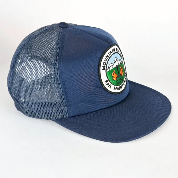 Vintage 80s CN Rail Trucker Hat Classic Cap Mountain Region Rail Maintenance CNR - Picture 4 of 12
